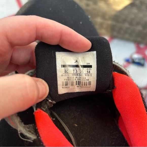 Nike Jordan Retro Jumpman Sneakers Kids Size 8C - Picture 5 of 5